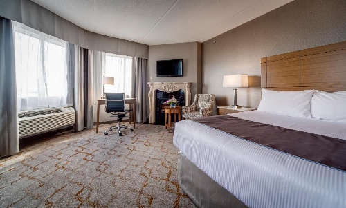Monte Carlo Inns - Vaughan Suites image 3
