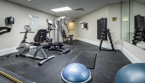 Monte Carlo Inns - Vaughan Suites image 33